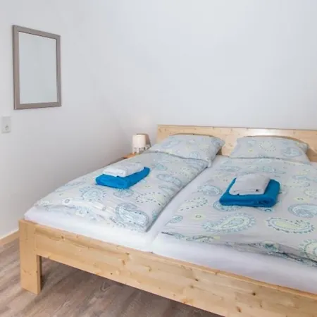 Ferienhaeuser Ilsestein Doppelhaus, 100 Qm, 3 Schlafzimmer